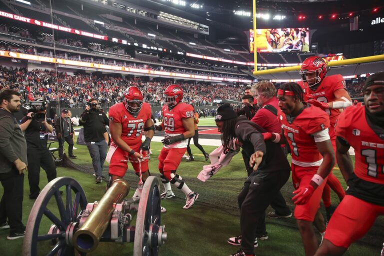 Battle for the Fremont Cannon: UNLV Seeks Fourth Straight Win