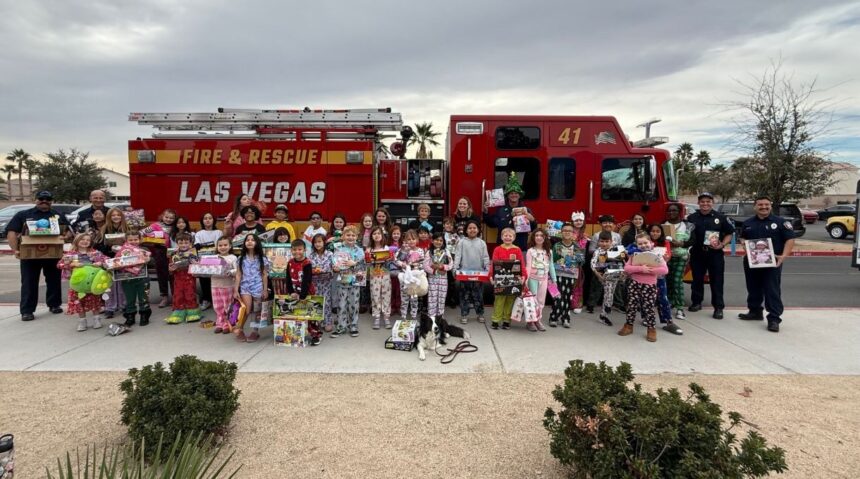 Howard Heckethorn Elementary students donate toys