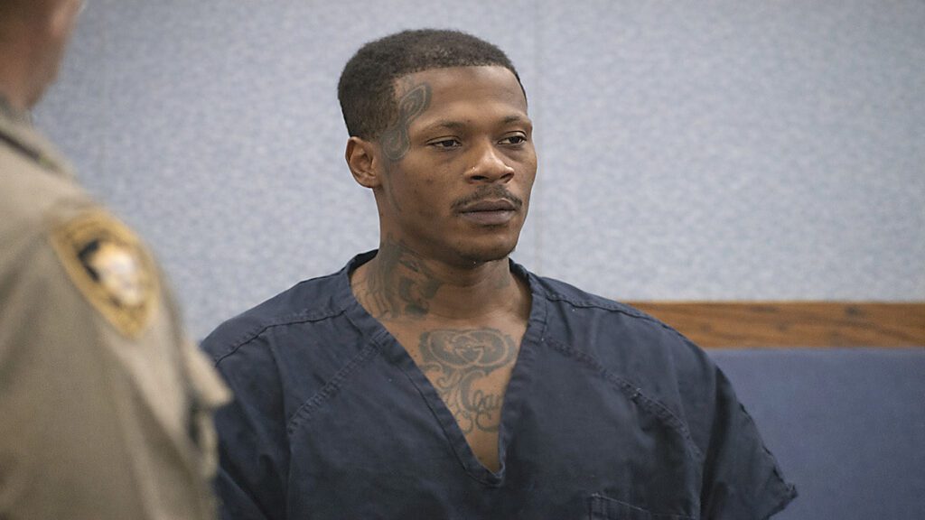 Suspect arrested in fatal front-yard shooting in Las Vegas