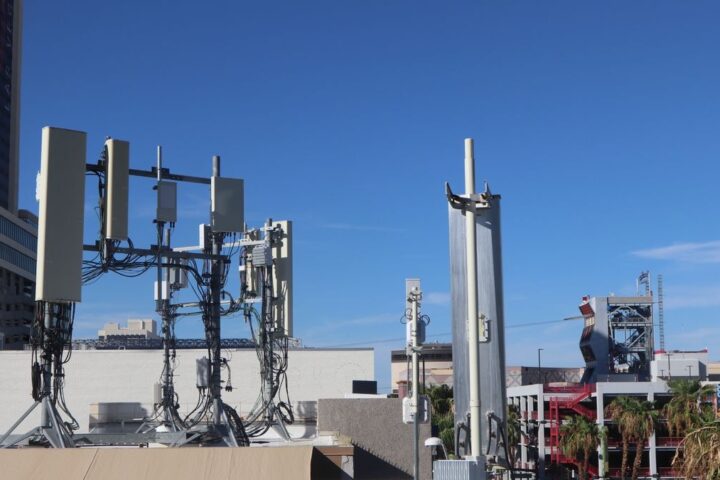 Las Vegas Smart City Expands Free Wi-Fi and Broadband Access Downtown