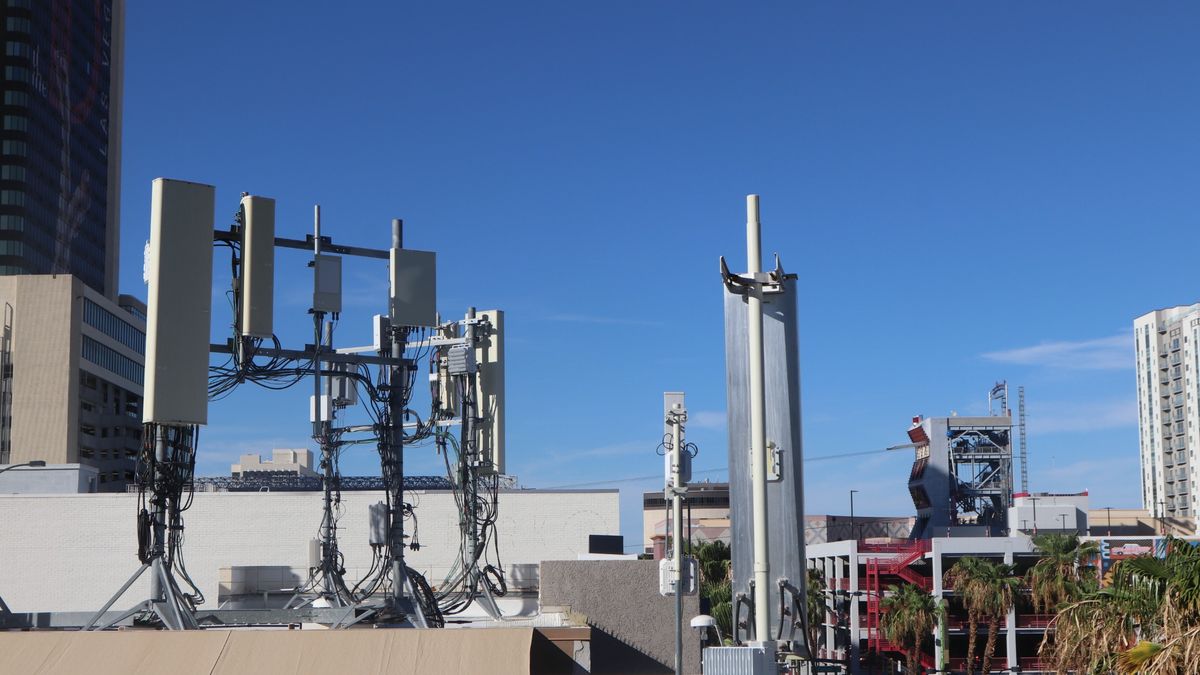 Las Vegas Smart City Expands Free Wi-Fi and Broadband Access Downtown
