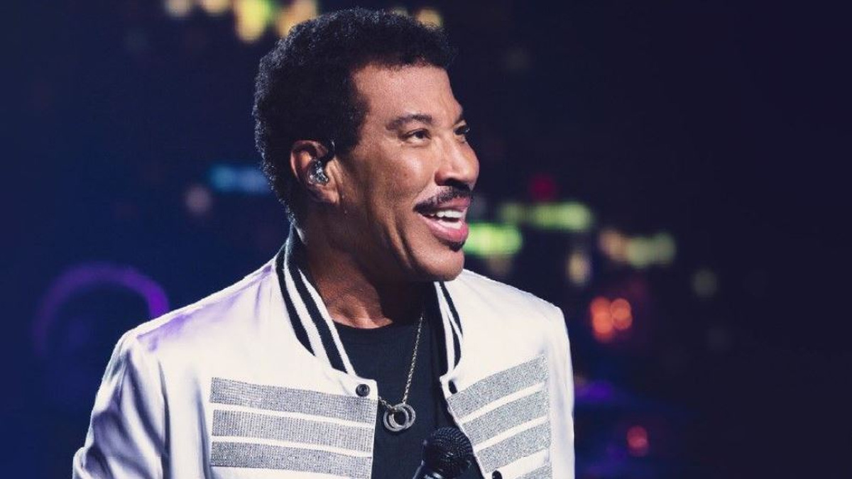 Lionel Richie Hospitalized Ahead of Las Vegas Wynn Residency